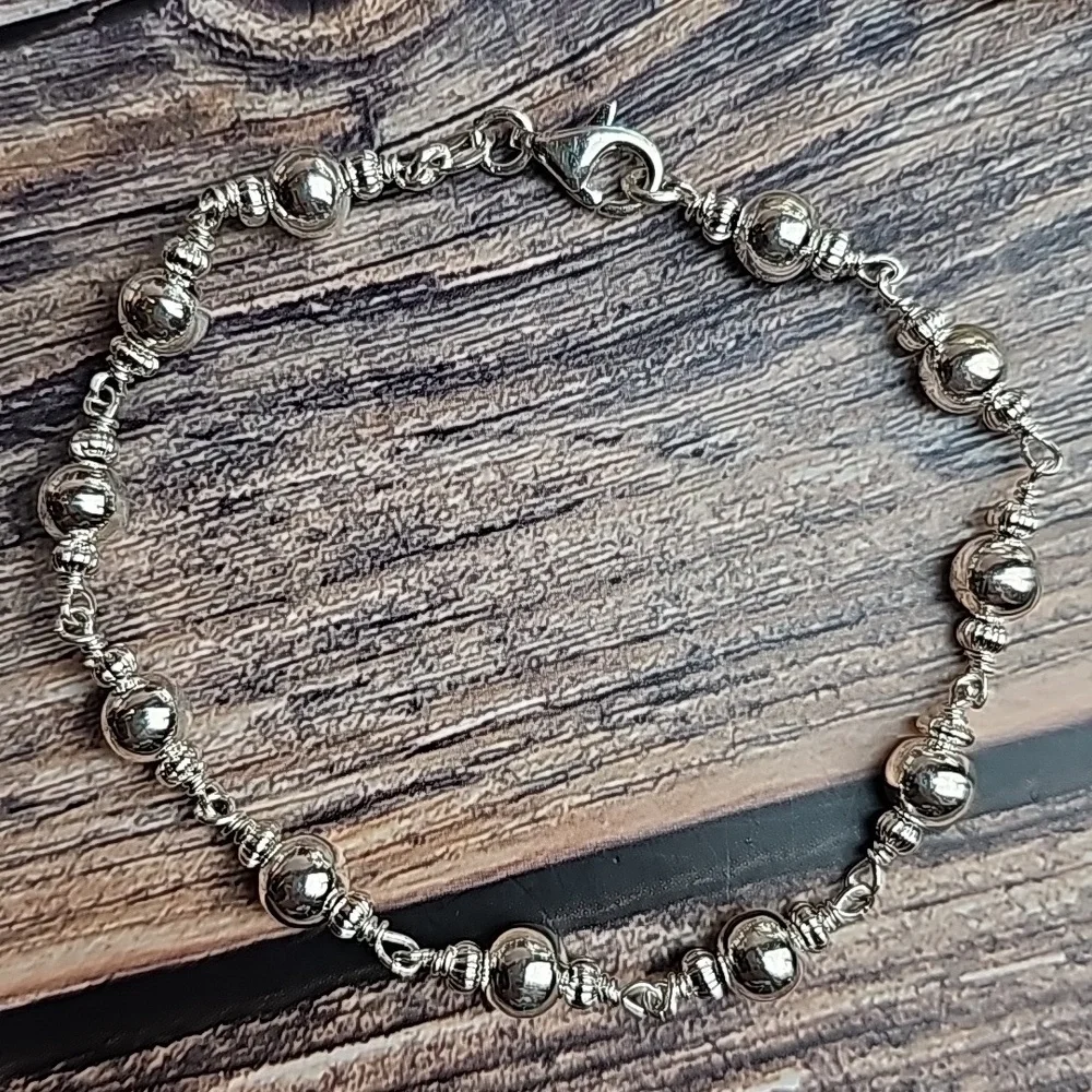 SILVER BALL AND CHAIN FASHION BRACELET